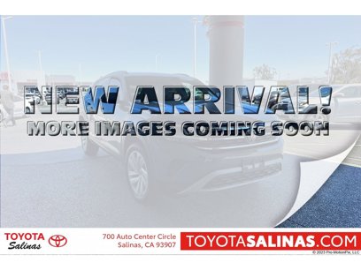 Used 2021 Volkswagen Atlas Cross Sport SE w/ Panoramic Sunroof Package