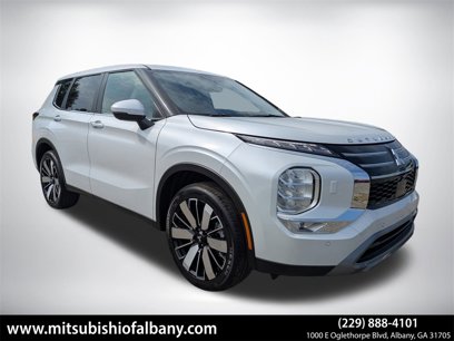 New 2025 Mitsubishi Outlander SE
