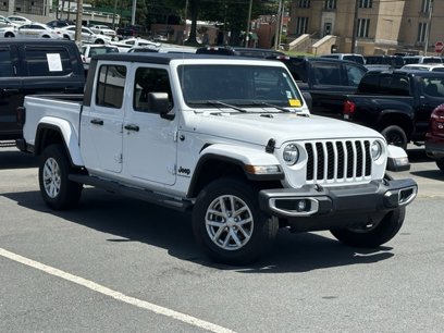 Used 2023 Jeep Gladiator Sport