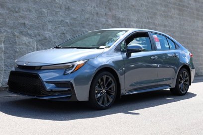 New 2025 Toyota Corolla SE