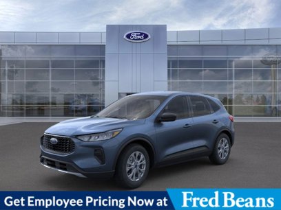 New 2025 Ford Escape Active w/ Cold Weather Package