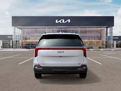 New 2025 Kia Carnival SX