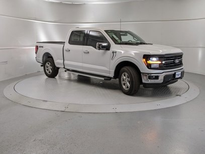New 2025 Ford F150 XLT w/ Equipment Group 302A MID
