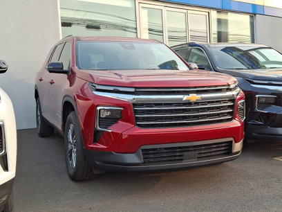 New 2025 Chevrolet Traverse LT w/ Driver Confidence Package
