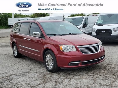 Used 2015 Chrysler Town & Country Limited