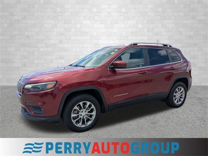 Used 2019 Jeep Cherokee Latitude Plus w/ Comfort/Convenience Group