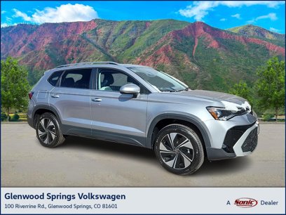 New 2025 Volkswagen Taos SE