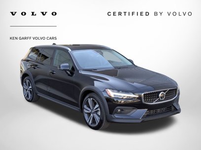 Certified 2024 Volvo V60 B5 Cross Country Plus w/ Protection Package Premier