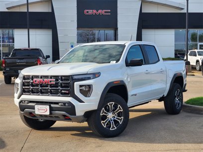 New 2025 GMC Canyon AT4