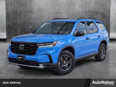 New 2025 Honda Pilot TrailSport