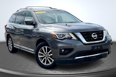 Used 2017 Nissan Pathfinder Platinum