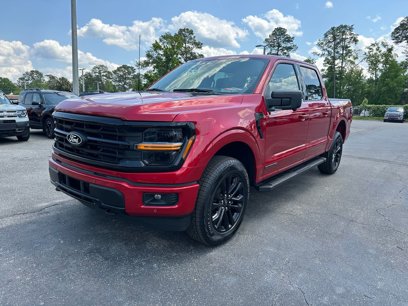 New 2025 Ford F150 XLT w/ Equipment Group 302A MID