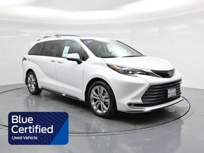 Used 2024 Toyota Sienna Platinum