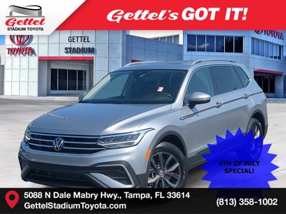 Used 2024 Volkswagen Tiguan SE w/ Panoramic Sunroof Package