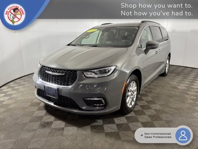 Used 2022 Chrysler Pacifica Touring-L