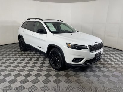 Used 2023 Jeep Cherokee Altitude Lux