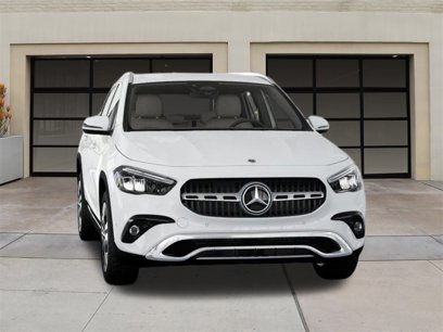 New 2025 Mercedes-Benz GLA 250