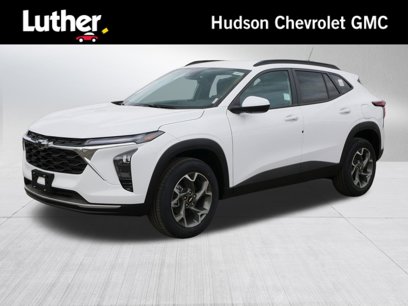New 2025 Chevrolet Trax LT w/ Driver Confidence Package