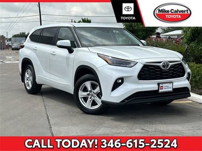 Certified 2023 Toyota Highlander LE