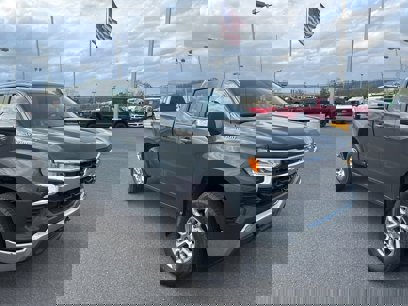 New 2025 Chevrolet Silverado 1500 LT