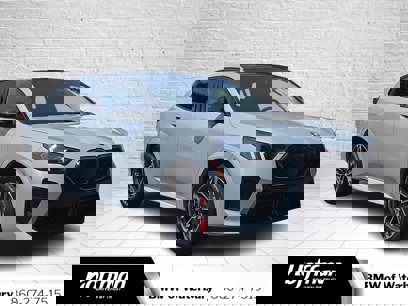 New 2025 BMW X2 xDrive28i w/ Technology Package