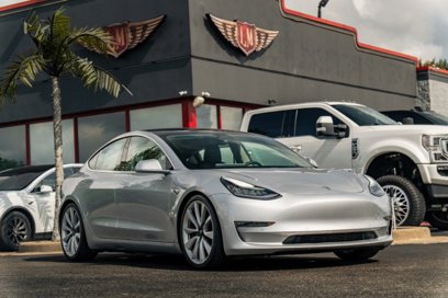 Used 2018 Tesla Model 3 Long Range
