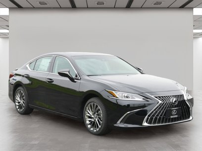 New 2025 Lexus ES 300h w/ Luxury Package