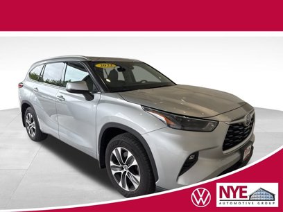 Used 2022 Toyota Highlander XLE