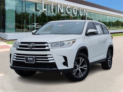 Used 2019 Toyota Highlander LE