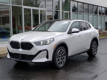 New 2025 BMW X2 xDrive28i w/ Premium Package