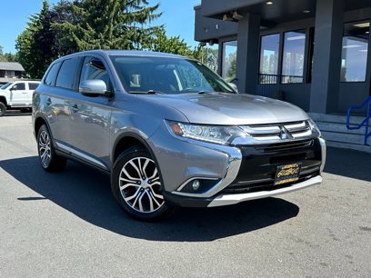 Used 2017 Mitsubishi Outlander SE