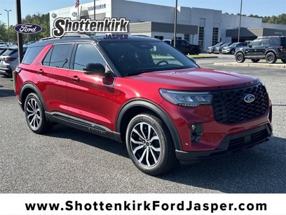 New 2025 Ford Explorer ST-Line w/ Premium Package
