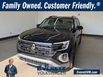 New 2025 Volkswagen Atlas Peak Edition SE
