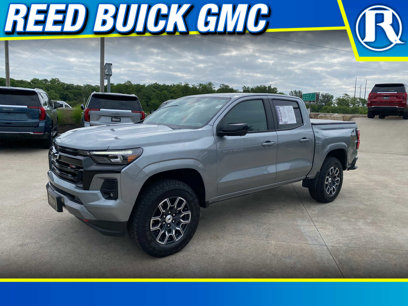 Used 2024 Chevrolet Colorado Z71 w/ Z71 Convenience Package 2