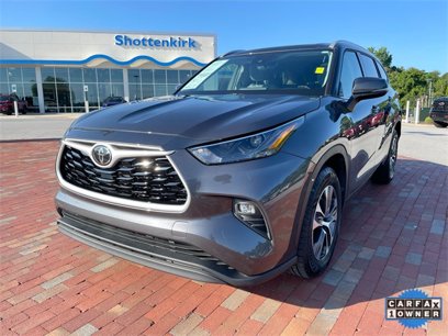 Used 2022 Toyota Highlander XLE