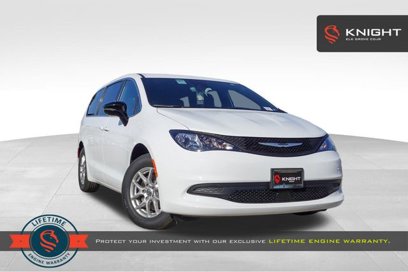 New 2025 Chrysler Voyager LX