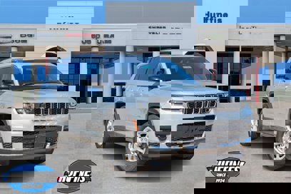New 2024 Jeep Grand Cherokee L Laredo w/ Luxury Tech Group I