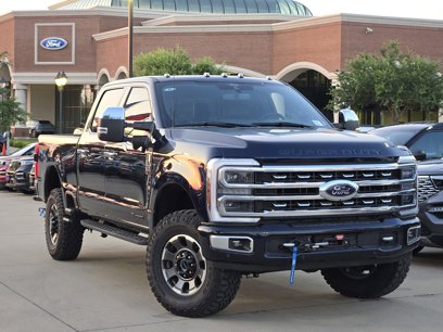 New 2024 Ford F350 Platinum w/ Tremor Off-Road Package