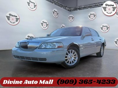 Used 2007 Lincoln Town Car Signature