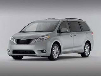 Used 2015 Toyota Sienna XLE w/ XLE Navigation Package