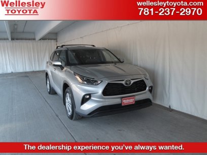 Used 2022 Toyota Highlander LE