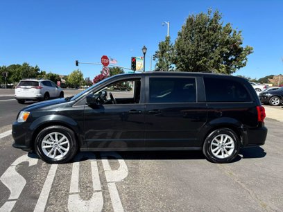 Used 2016 Dodge Grand Caravan SXT