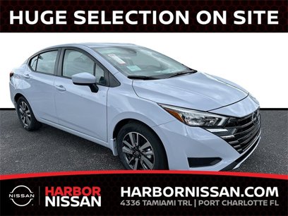 New 2025 Nissan Versa SV w/ Trunk Package