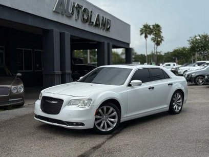 Used 2019 Chrysler 300 Limited w/ Safetytec Plus Group