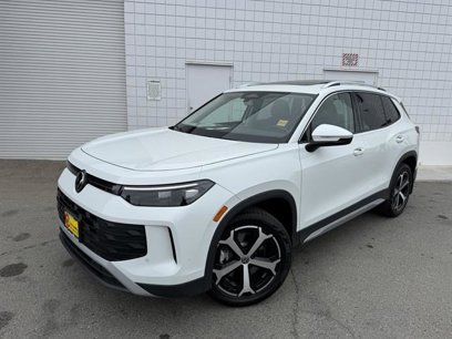 New 2025 Volkswagen Tiguan SE