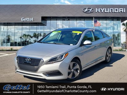 Used 2017 Hyundai Sonata Limited w/ Ultimate Package 02