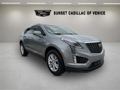 New 2025 Cadillac XT5 Luxury