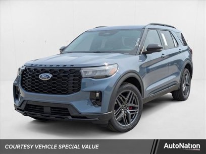 New 2025 Ford Explorer ST-Line w/ Premium Package