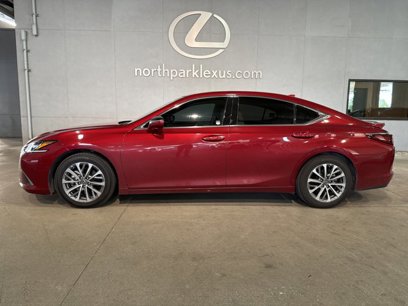 Certified 2022 Lexus ES 350 w/ Premium Package