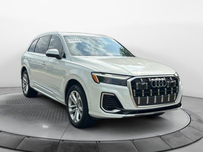 Certified 2025 Audi Q7 2.0T Premium w/ Convenience Package